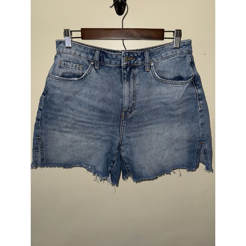 Forever 21 Premium High Rise Side Slit Denim Shorts Raw Hem Light Wash 29